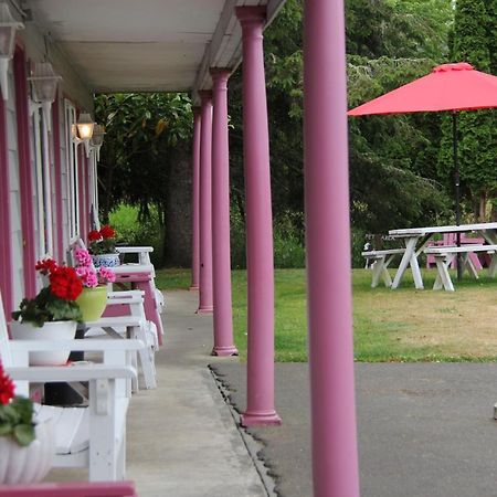 Mariners Cove Inn เวสต์พอร์ต ภายนอก รูปภาพ